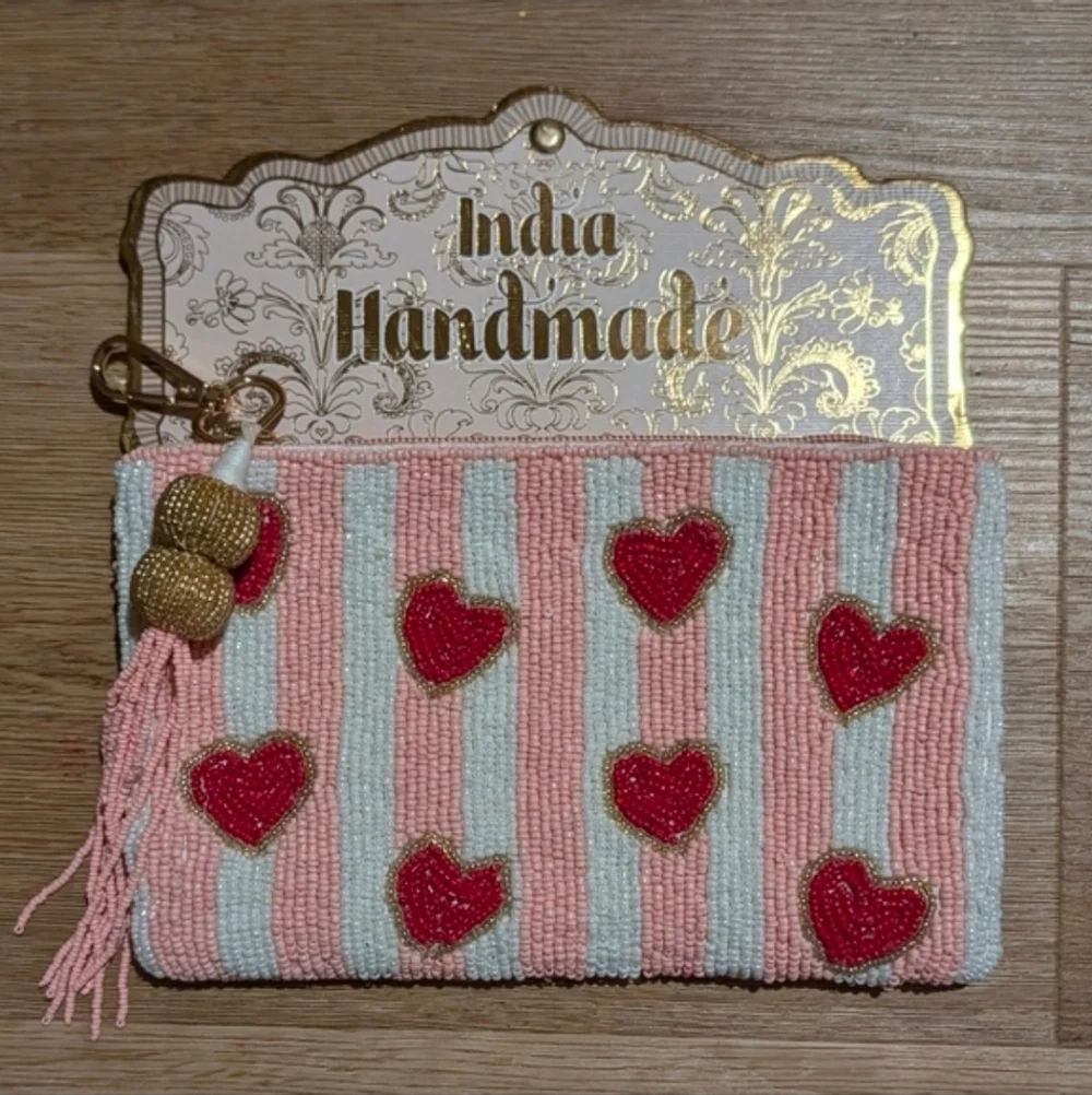 💕▪️made In India ▪️Pink/white  Striped Beaded Coin Pouch with Red Hearts